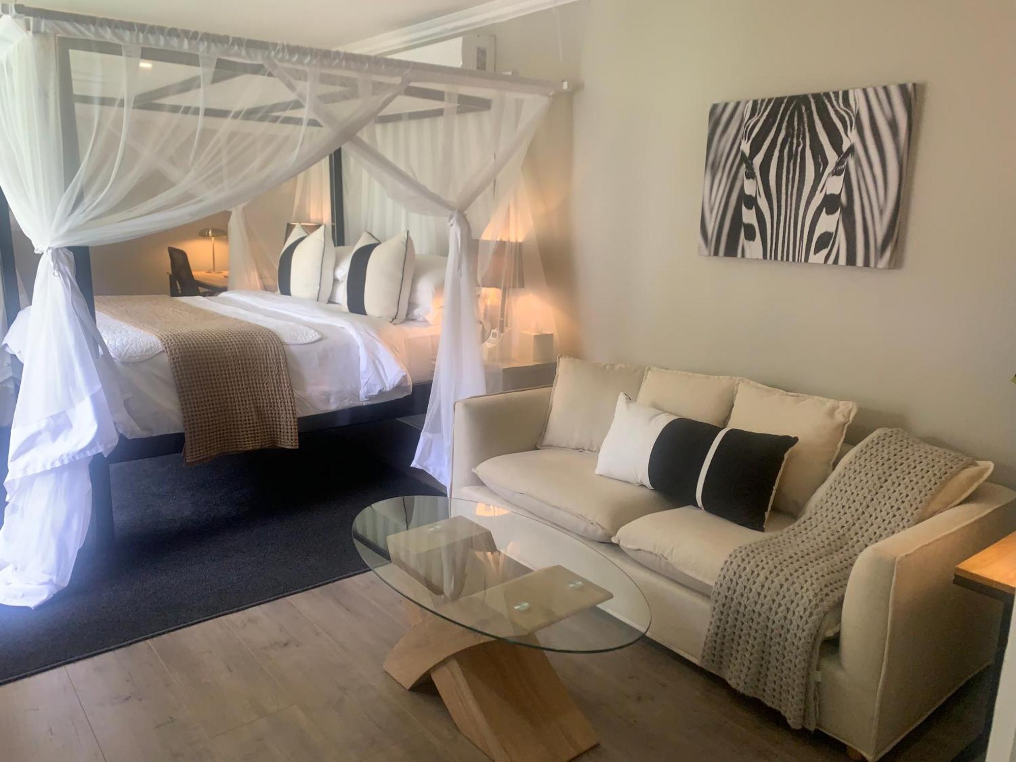 The Leslie Executive Hotel Blantyre Esterno foto