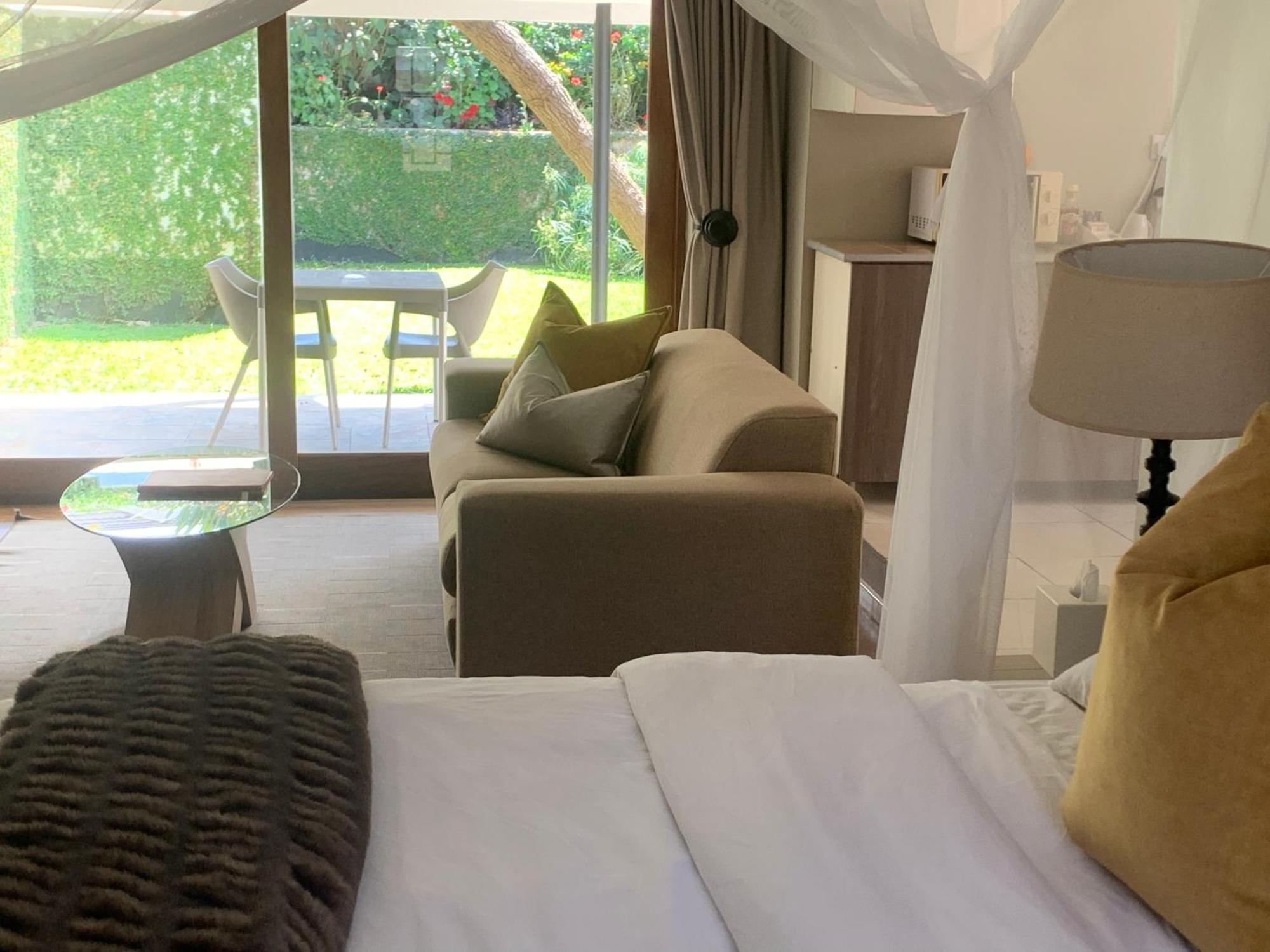 The Leslie Executive Hotel Blantyre Esterno foto