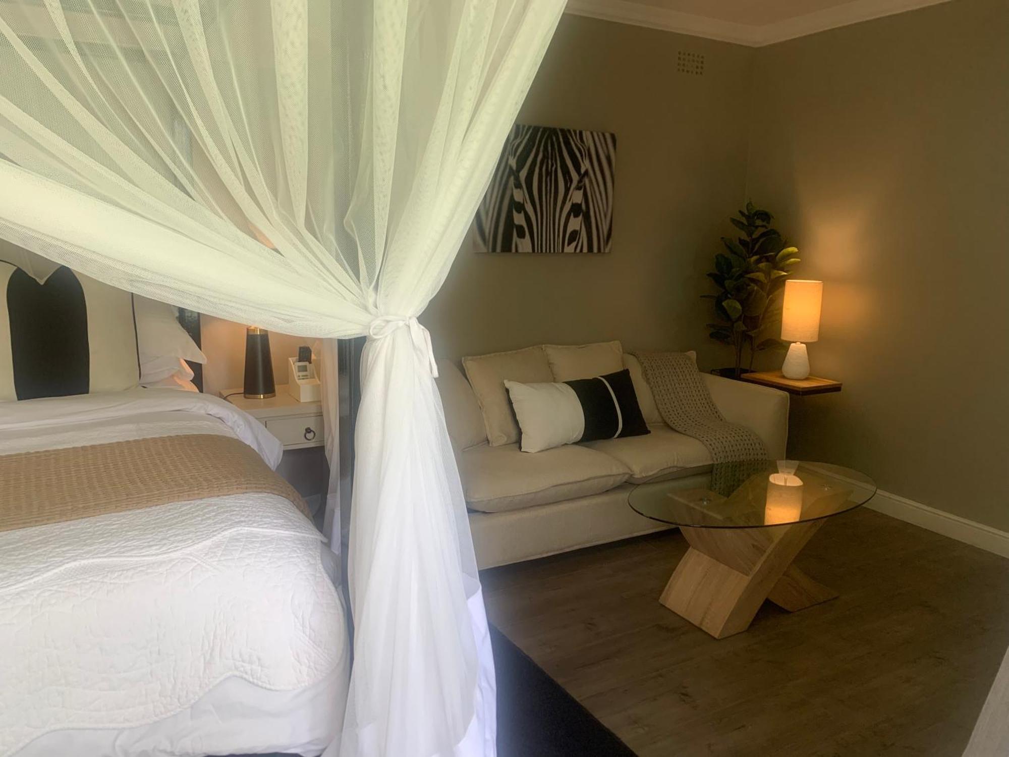 The Leslie Executive Hotel Blantyre Esterno foto